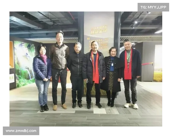 尹锡荣:从政治斗士到全球领导力象征的崛起之路 尹锡荣:从政治斗士到全球领导力象征的崛起之路