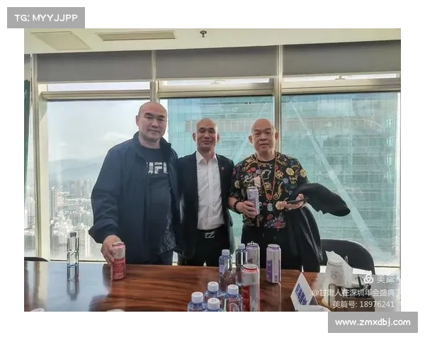 张铁泉:从UFC新人到崭露头角的中国综合格斗拳手成长之路 张铁泉:从UFC新人到崭露头角的中国综合格斗拳手成长之路